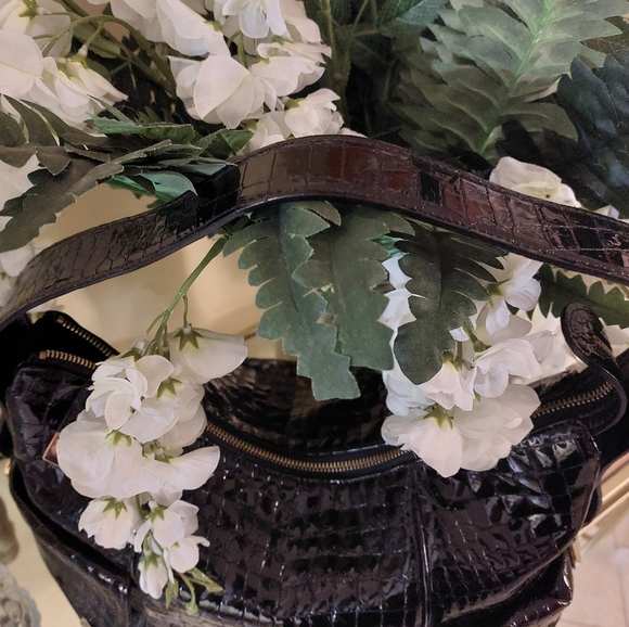 MICHAEL Michael Kors Glossy Black Shoulder Bag - Picture 3 of 8